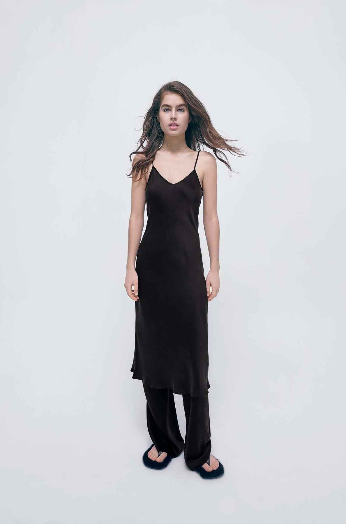 90S SLIP DRESS BLACK