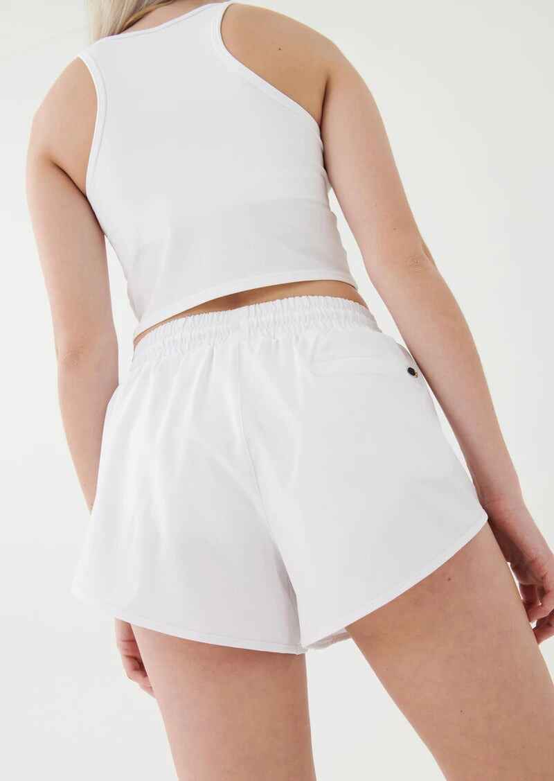 FULL TIME SHORT IN WHITE