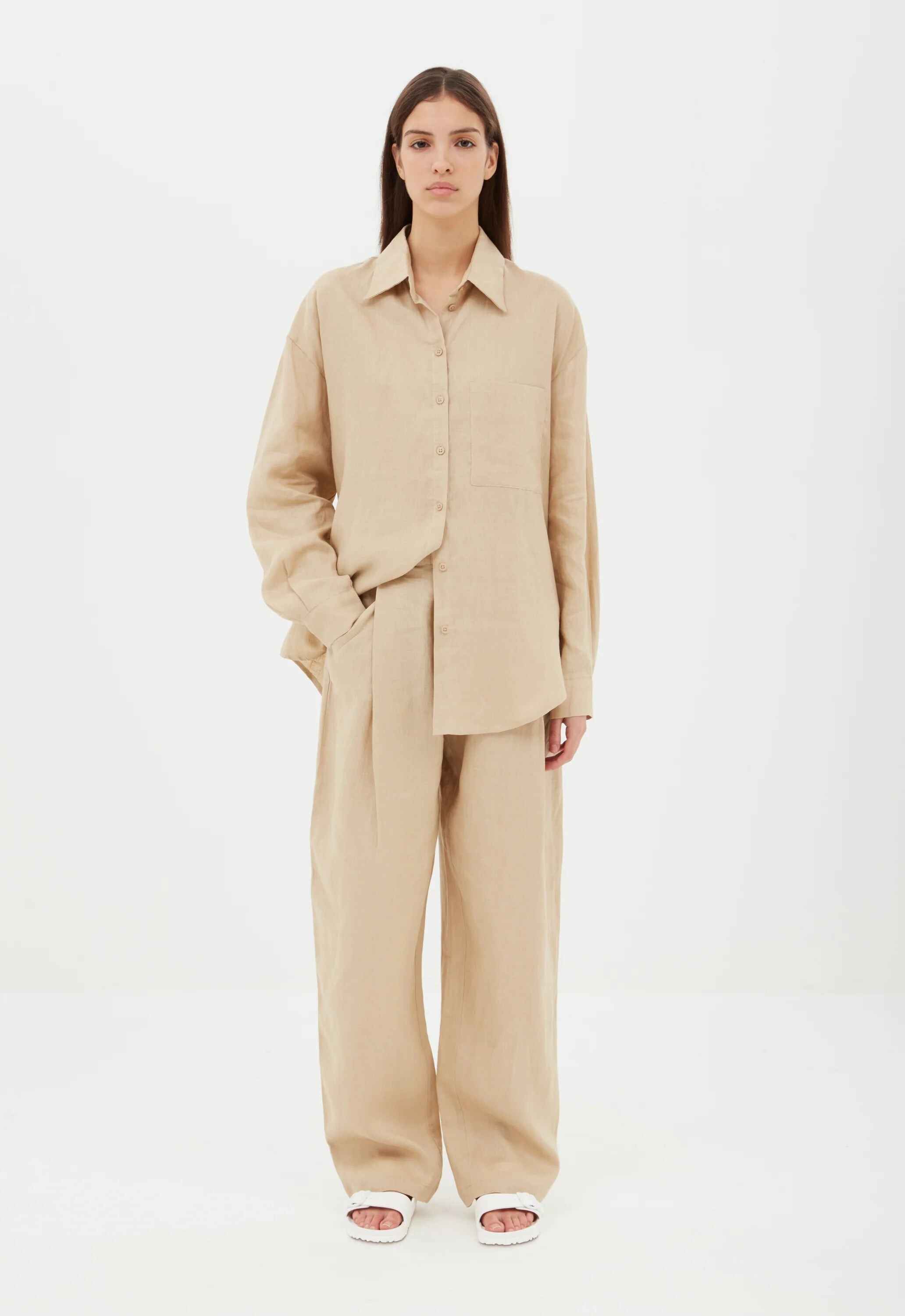 Linen High-Rise Trousers